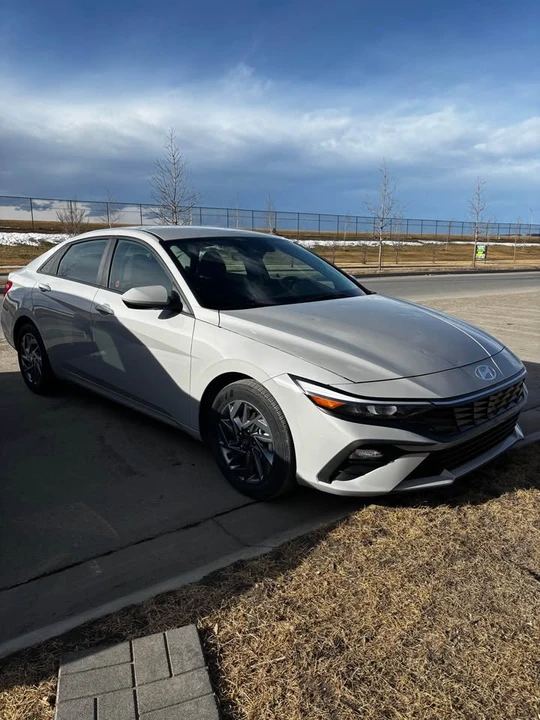 2024 Hyundai Elantra - Image 2 of 6