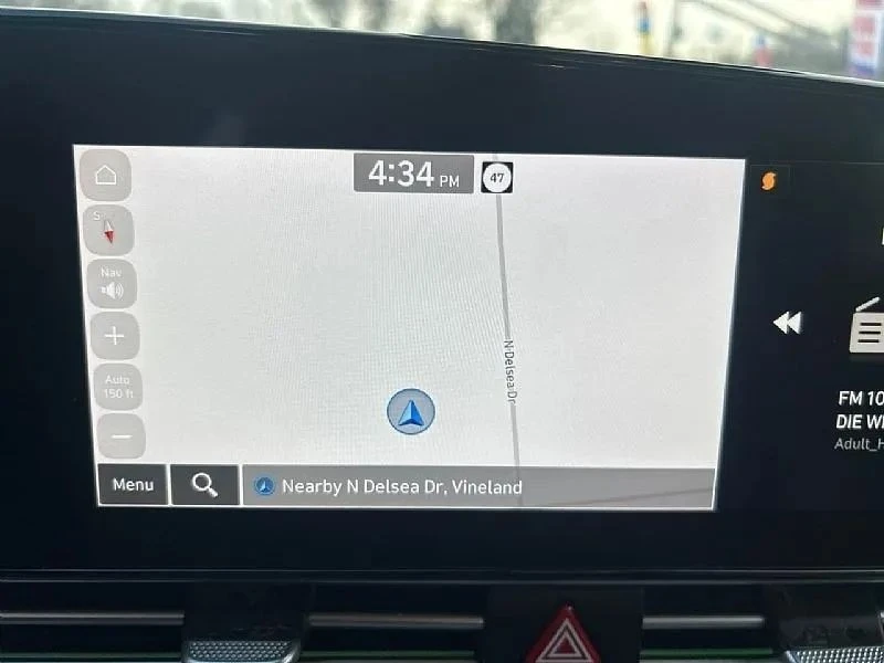 2024 Hyundai Elantra - Image 10 of 12