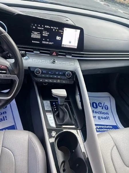 2024 Hyundai Elantra - Image 8 of 12