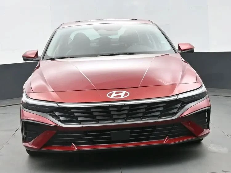 2024 Hyundai Elantra - Image 3 of 12