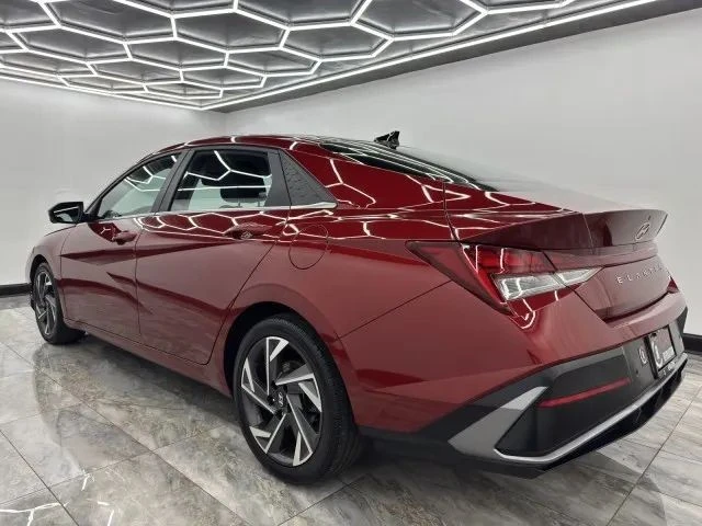 2024 Hyundai Elantra - Image 4 of 12