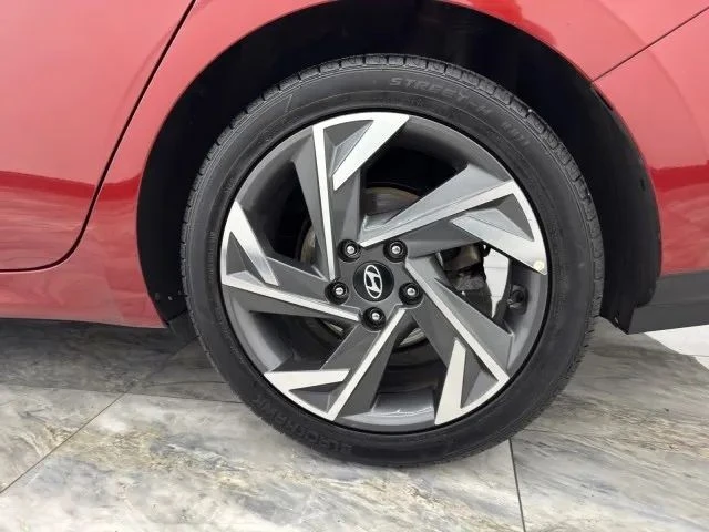 2024 Hyundai Elantra - Image 12 of 12