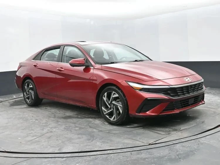 2024 Hyundai Elantra - Image 3 of 12