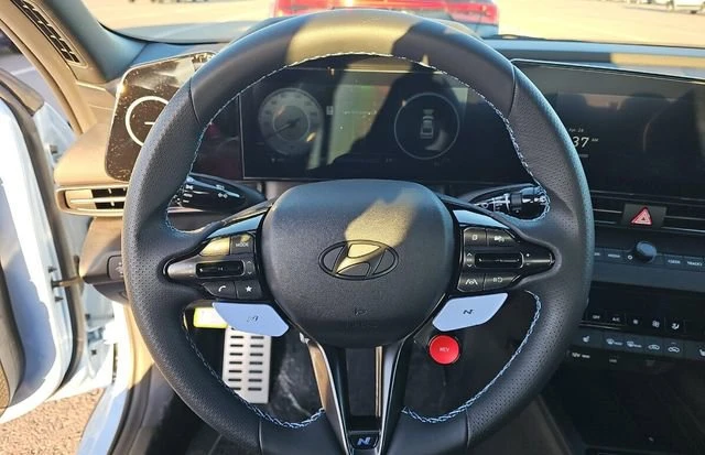 2024 Hyundai Elantra - Image 7 of 9