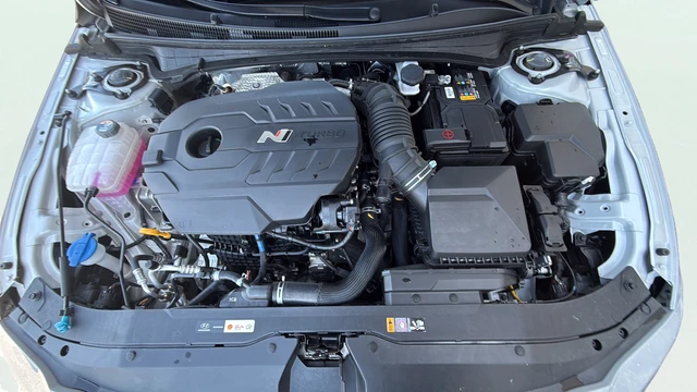 2024 Hyundai Elantra - Image 28 of 31