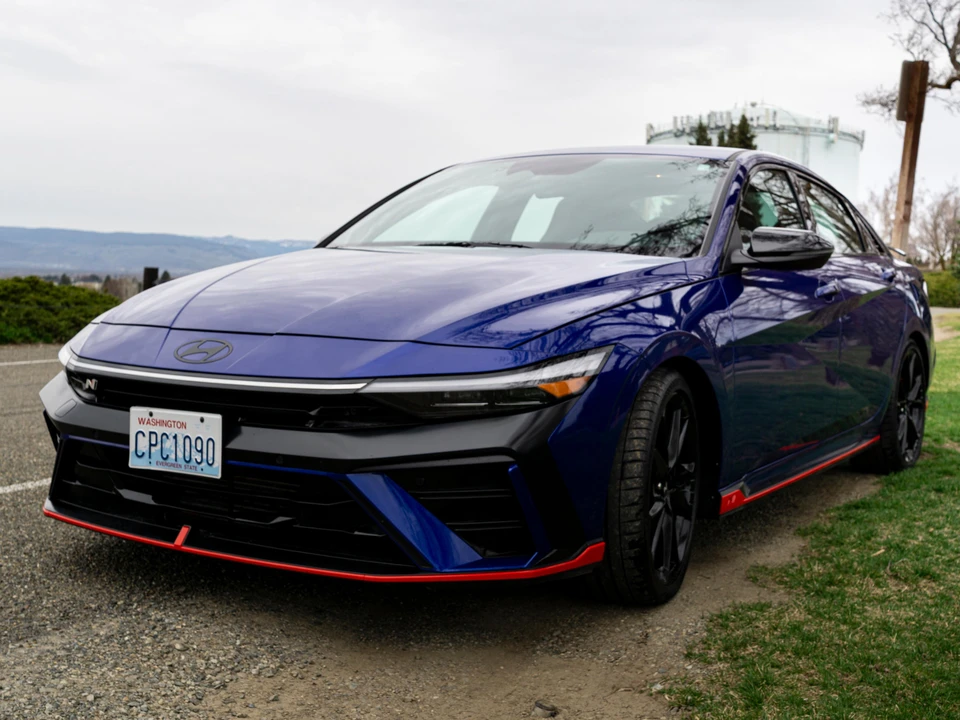 2024 Hyundai Elantra - Image 6 of 31