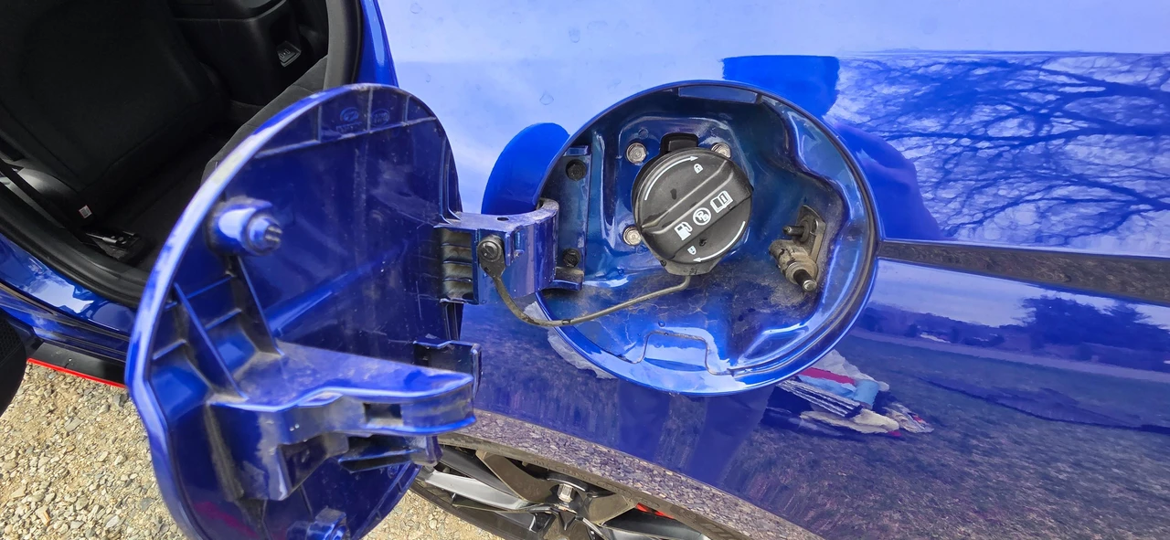 2024 Hyundai Elantra - Image 18 of 31