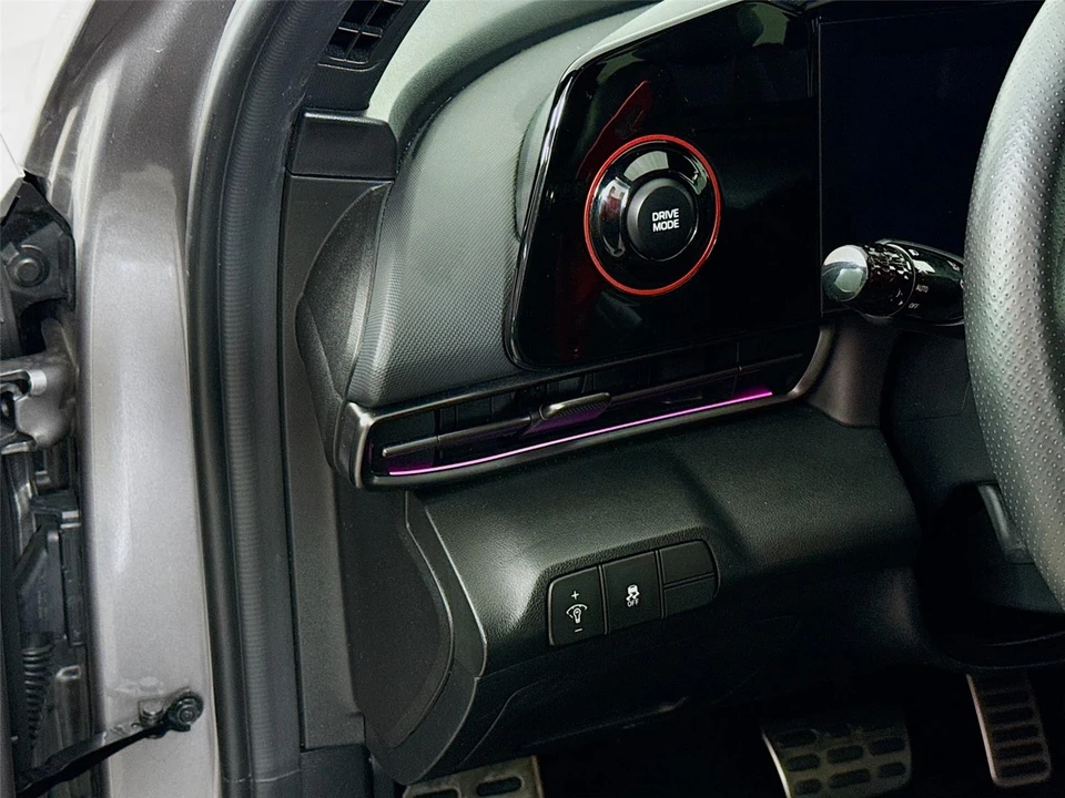 2024 Hyundai Elantra - Image 7 of 14