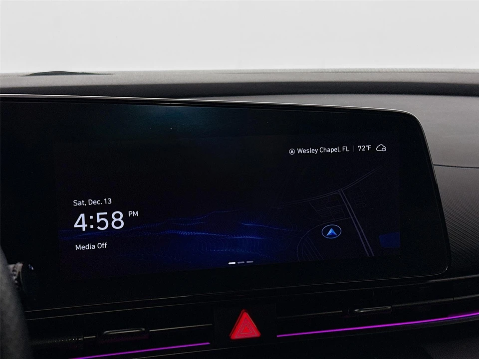 2024 Hyundai Elantra - Image 10 of 14