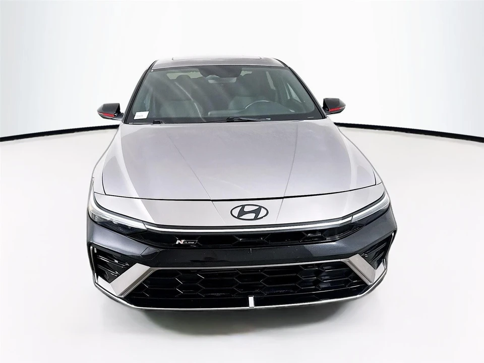 2024 Hyundai Elantra - Image 2 of 21