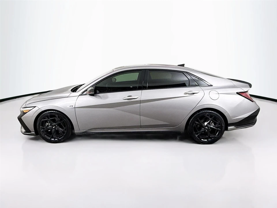 2024 Hyundai Elantra - Image 4 of 21