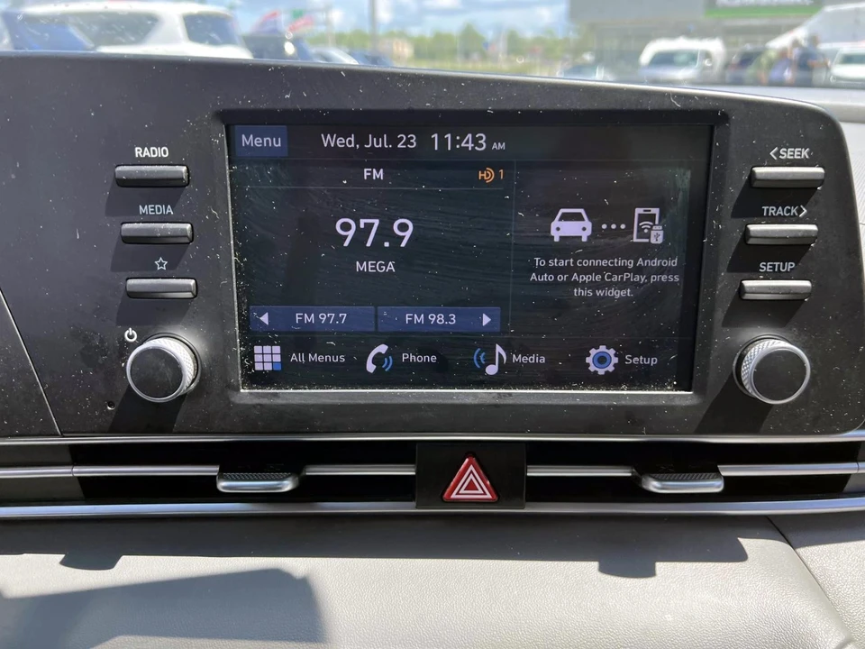 2024 Hyundai Elantra - Image 19 of 21