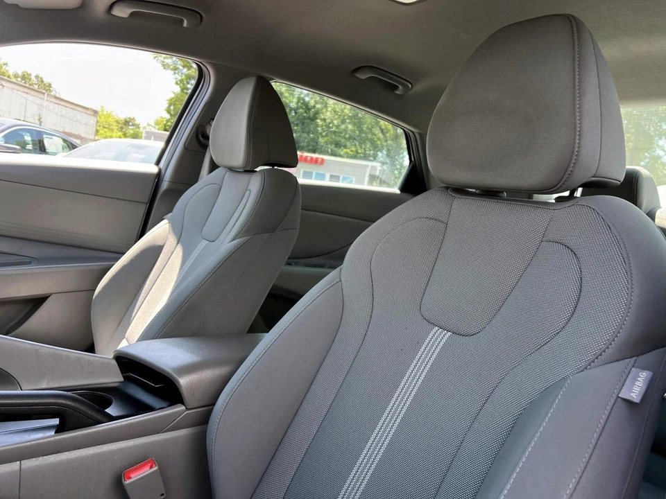 2024 Hyundai Elantra - Image 8 of 21