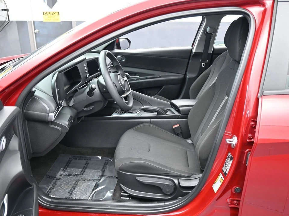 2024 Hyundai Elantra - Image 11 of 12