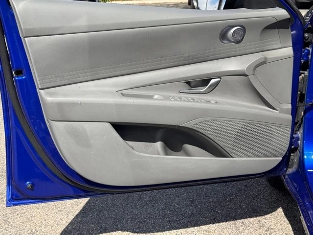 2024 Hyundai Elantra - Image 15 of 30
