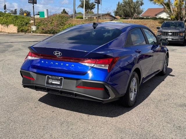 2024 Hyundai Elantra - Image 12 of 21