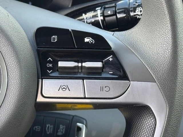 2024 Hyundai Elantra - Image 23 of 30