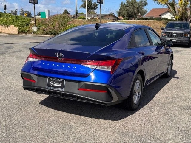 2024 Hyundai Elantra - Image 12 of 30