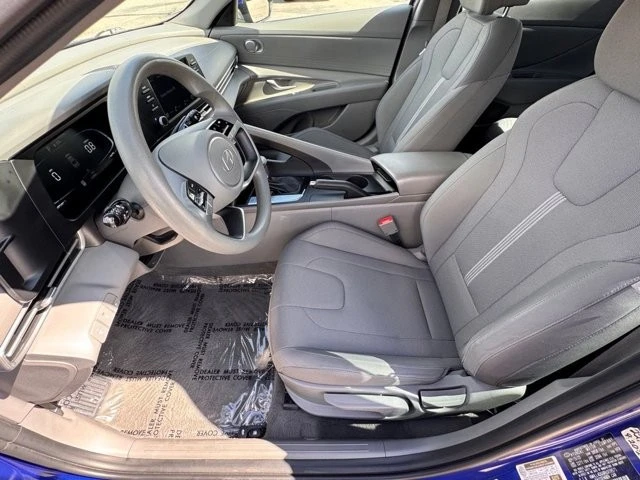 2024 Hyundai Elantra - Image 17 of 30