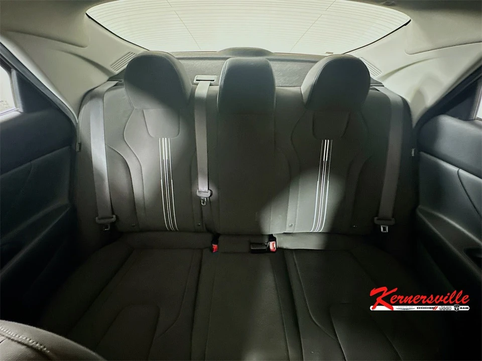 2024 Hyundai Elantra - Image 13 of 21