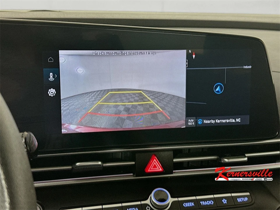 2024 Hyundai Elantra - Image 20 of 21