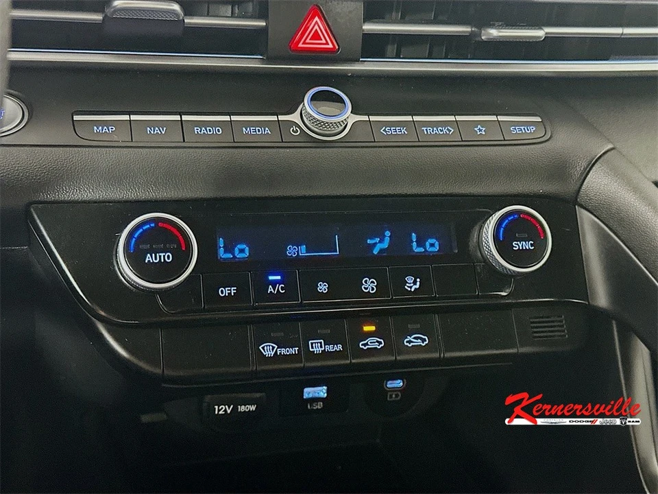 2024 Hyundai Elantra - Image 18 of 21