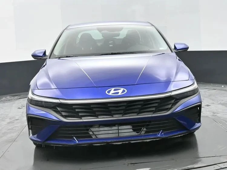 2024 Hyundai Elantra - Image 3 of 12