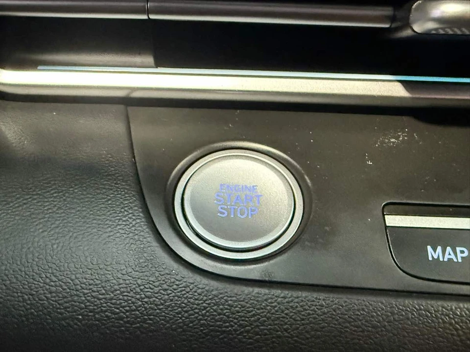 2024 Hyundai Elantra - Image 20 of 21