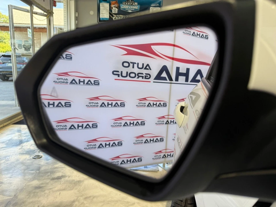 2024 Hyundai Elantra - Image 12 of 21