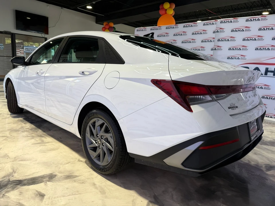 2024 Hyundai Elantra - Image 10 of 21