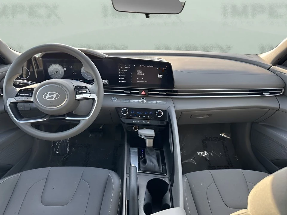 2024 Hyundai Elantra - Image 11 of 21