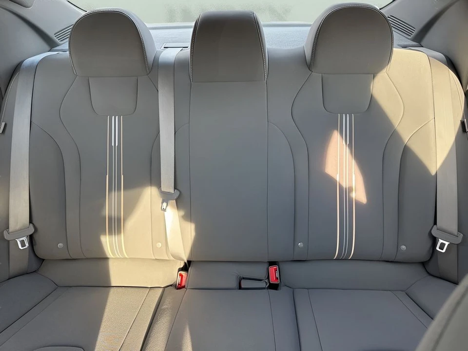 2024 Hyundai Elantra - Image 10 of 31