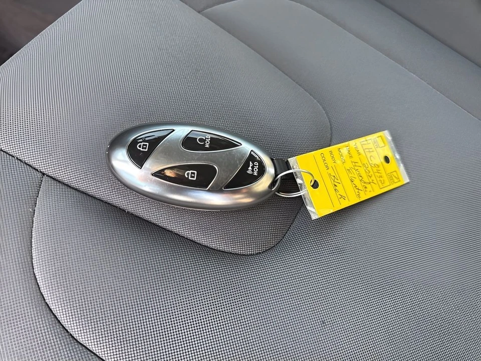 2024 Hyundai Elantra - Image 31 of 31