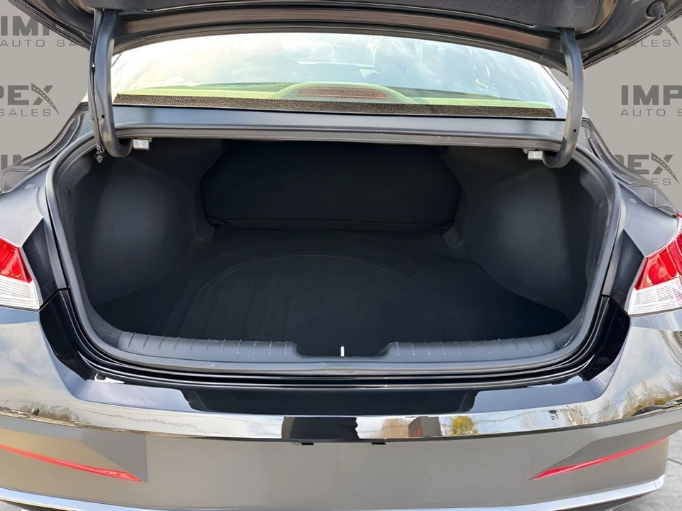 2024 Hyundai Elantra - Image 26 of 31