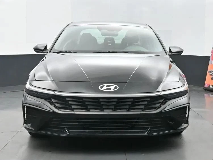 2024 Hyundai Elantra - Image 3 of 12