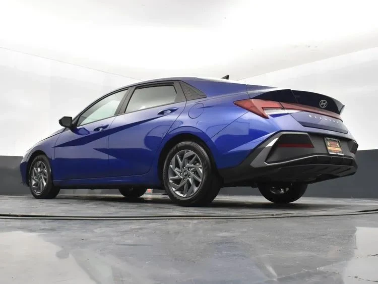 2024 Hyundai Elantra - Image 12 of 12