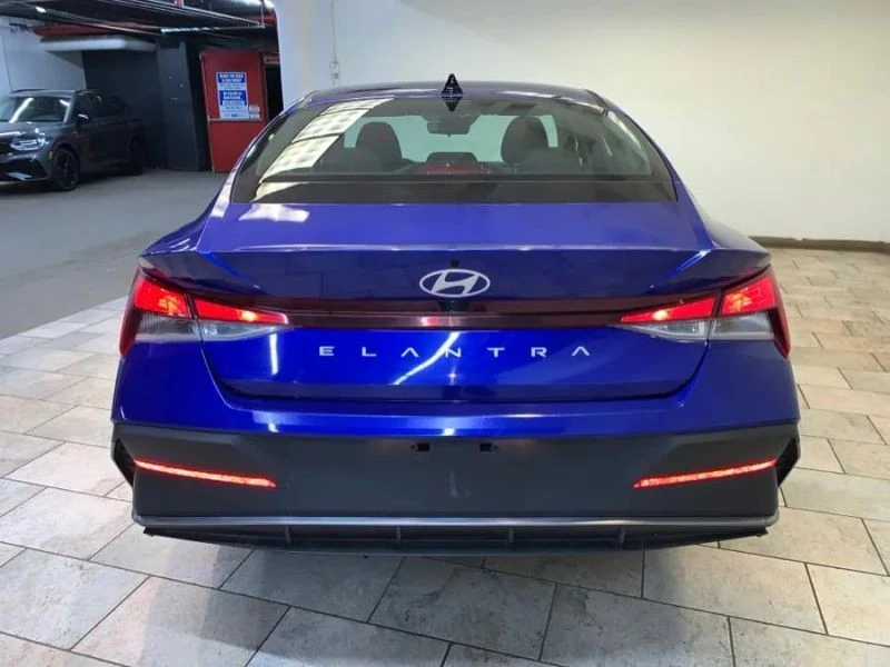 2024 Hyundai Elantra - Image 6 of 12