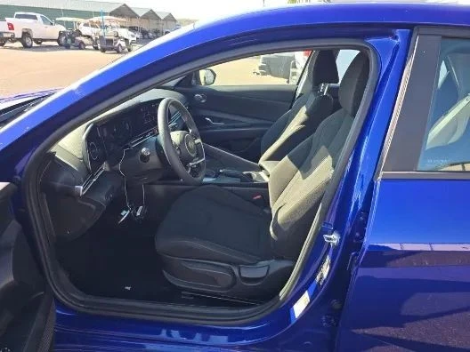 2024 Hyundai Elantra - Image 9 of 12