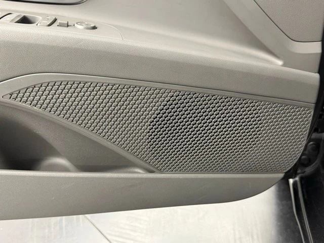 2024 Hyundai Elantra - Image 15 of 21