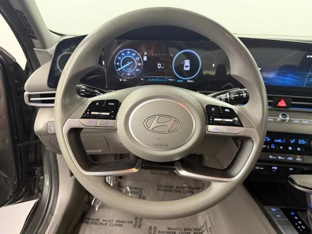 2024 Hyundai Elantra - Image 18 of 21