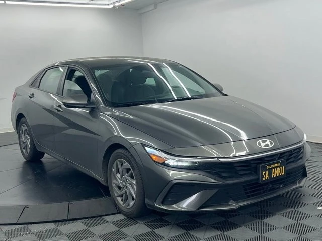2024 Hyundai Elantra - Image 2 of 7