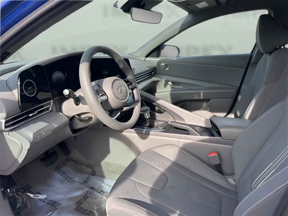 2024 Hyundai Elantra - Image 9 of 12