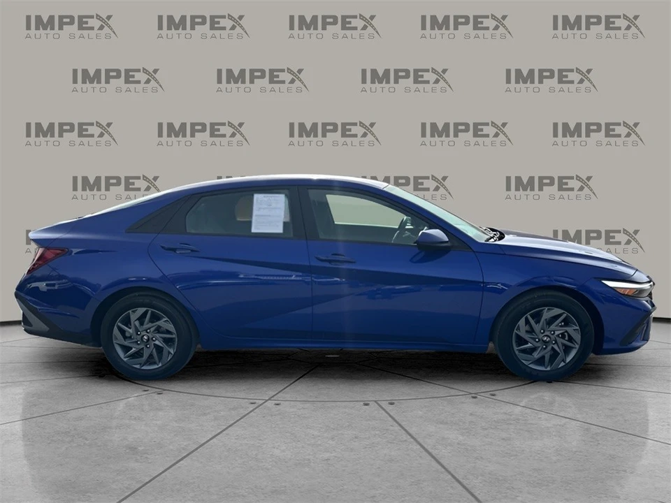 2024 Hyundai Elantra - Image 6 of 12