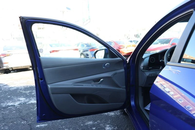 2024 Hyundai Elantra - Image 9 of 12
