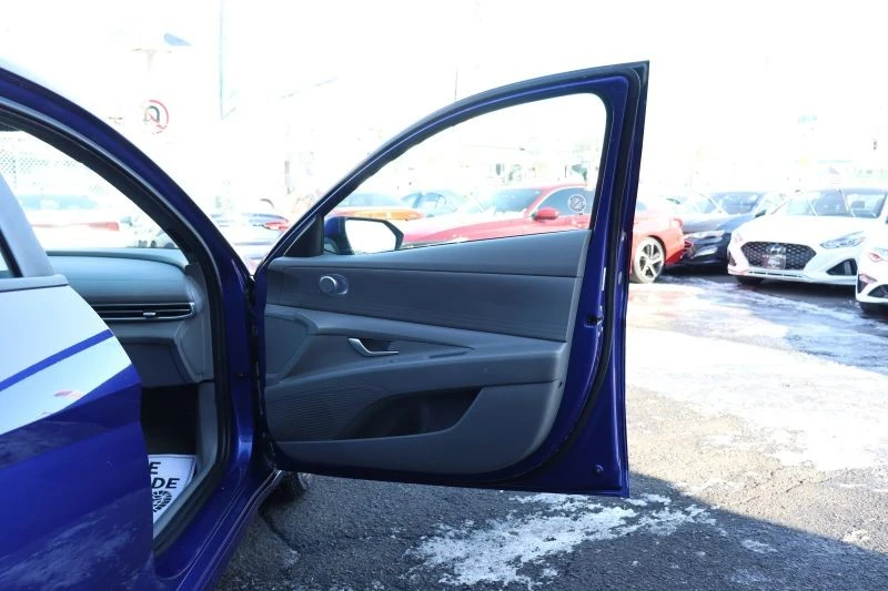2024 Hyundai Elantra - Image 11 of 12
