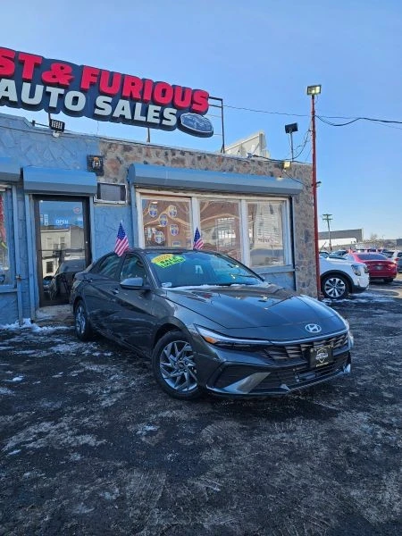 2024 Hyundai Elantra - Image 2 of 12