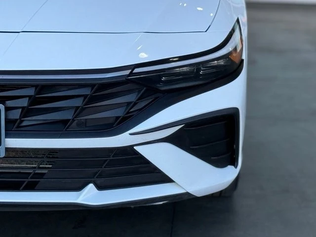 2024 Hyundai Elantra - Image 5 of 12