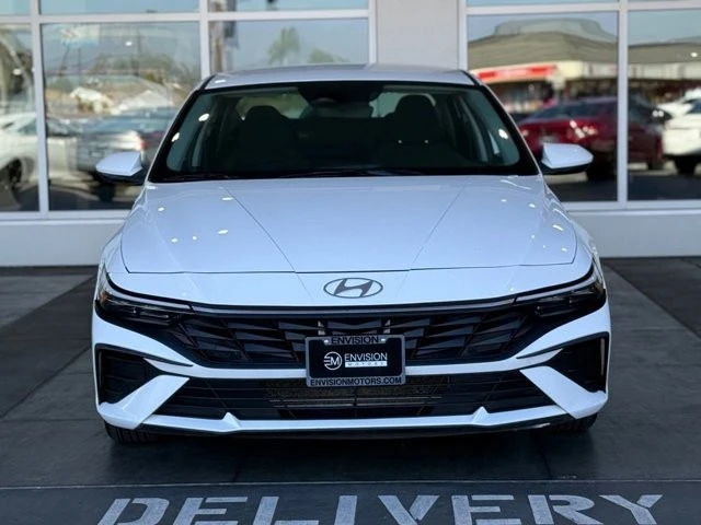 2024 Hyundai Elantra - Image 4 of 12