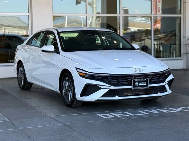 2024 Hyundai Elantra - Image 6 of 12