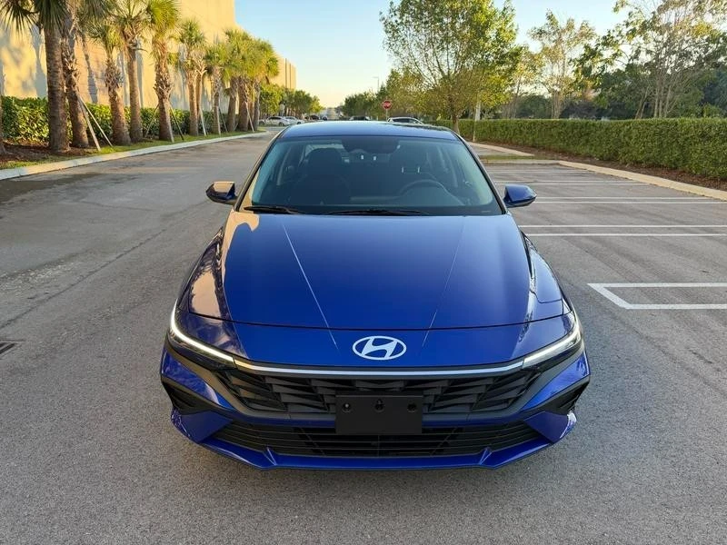 2024 Hyundai Elantra - Image 12 of 20